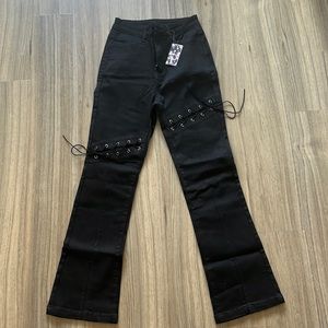 BRAND NEW BLACK JEANS